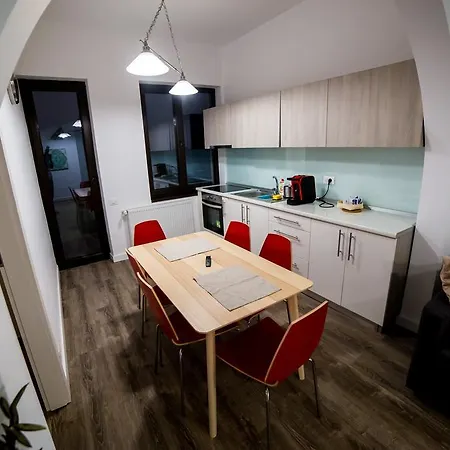 Downtown Mediterranean Design Flat *